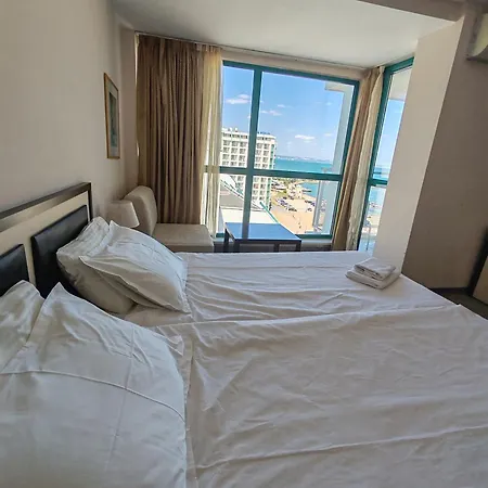 Studio-golden Sands Sea View-berlin Golden Appartamento *